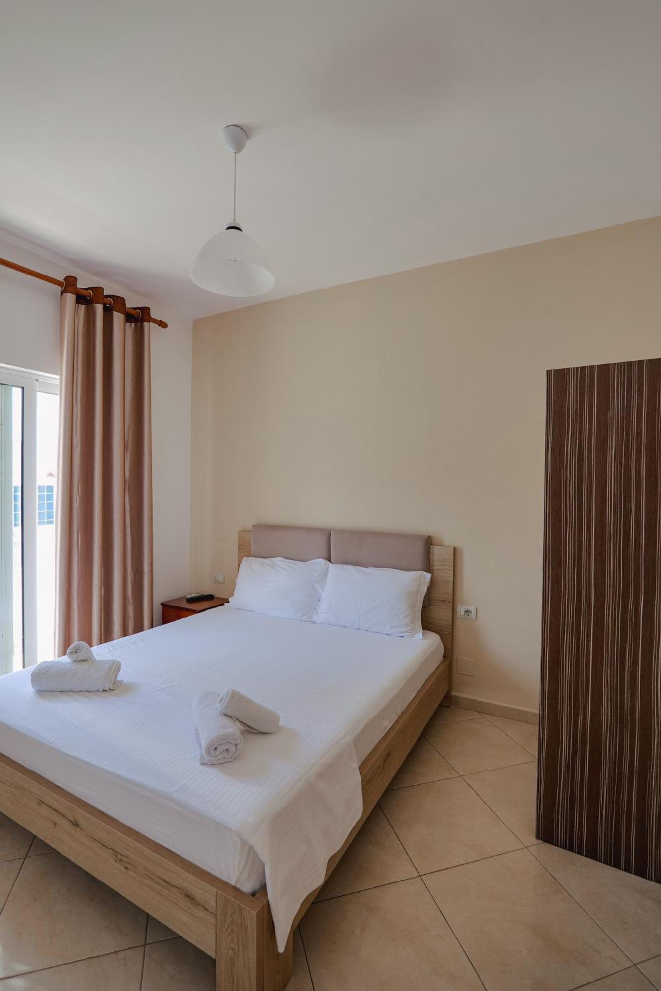 Hotel Edola Sarandë Exterior foto