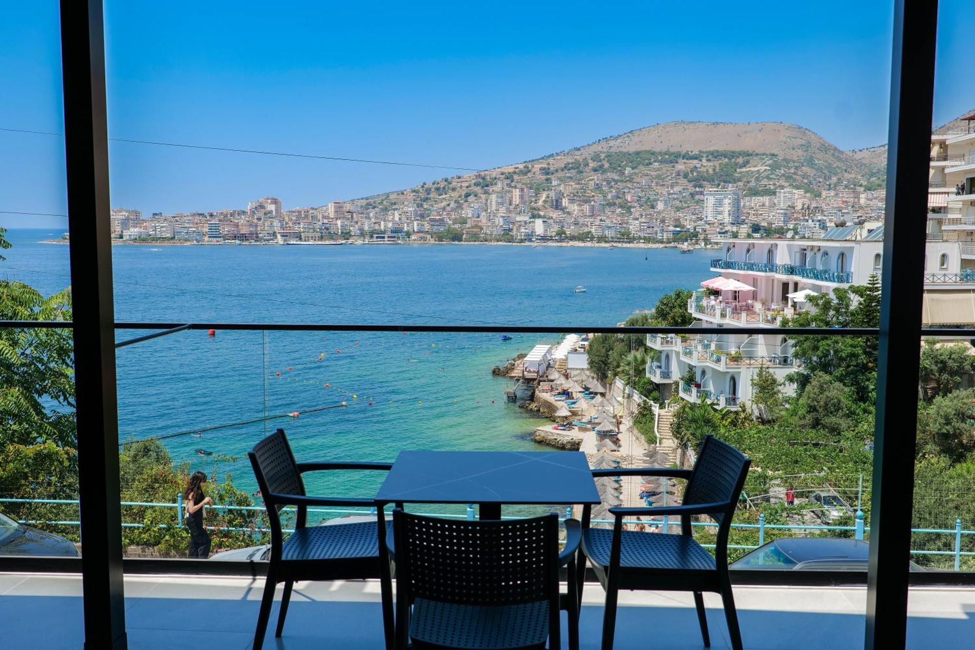 Hotel Edola Sarandë Exterior foto