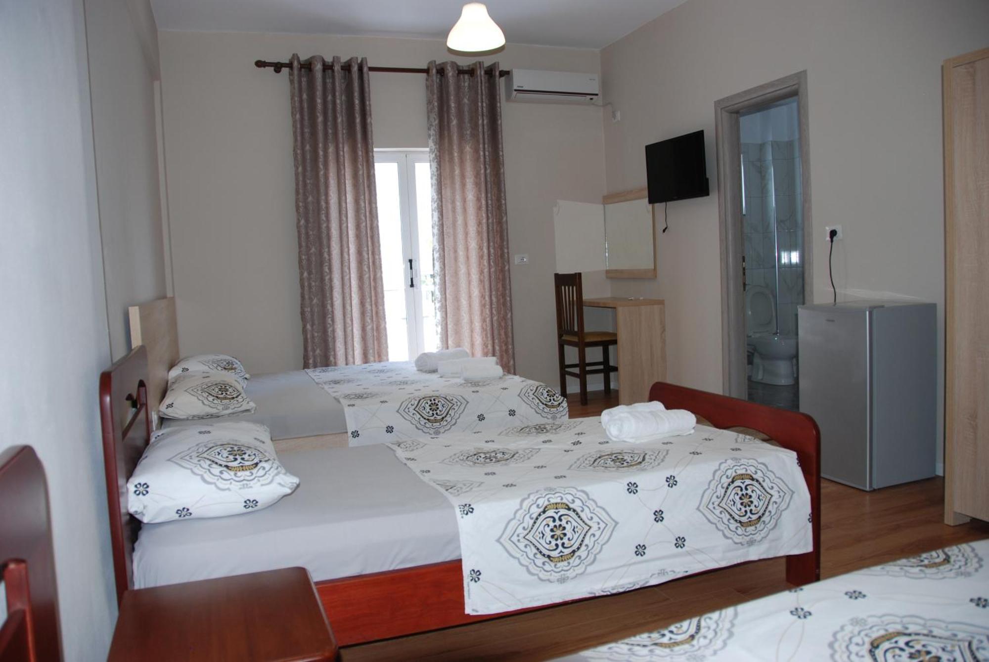 Hotel Edola Sarandë Exterior foto